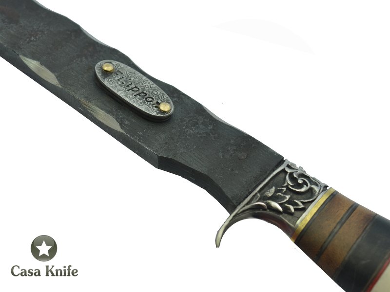 Adelar Filippon Machado em aço 5160 Brutt Forge para colecinador. Empunhadura em Chifre de Cervo com Roseta , 38 cm