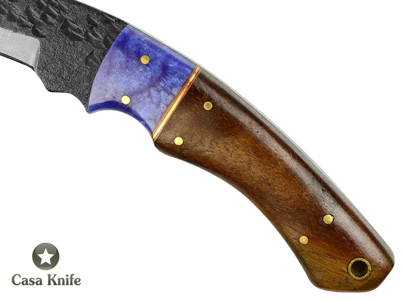 Magnifica faca Karambit Brut Forge para colecionador forjada em aço 1095. Empunhadura em pakkawood e aluminite 19 cm.