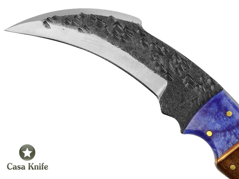 Magnifica faca Karambit Brut Forge para colecionador forjada em aço 1095. Empunhadura em pakkawood e aluminite 19 cm.