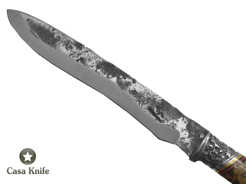 Monte Cristo faca Brut Forge para colecionador forjado em aço 5160. Empunhadura em Madeira Spaldet Platano estabilizada, 29 cm