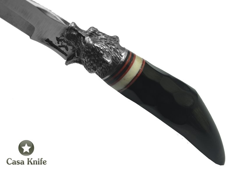 Monte Cristo Faca para colecionador forjado em aço inox 420, empunhadura em Chifre de Boi com espaçadores em Cervo e Resina, 24 cm