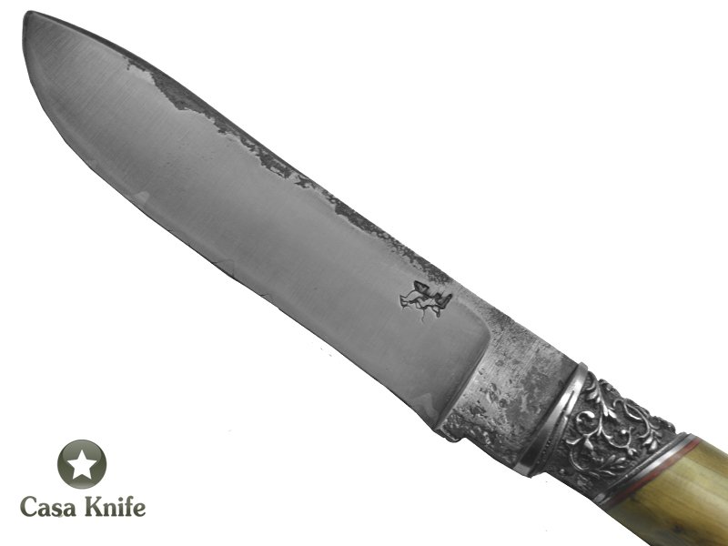 Monte Cristo Faca para colecionador forjado em aço Sanmay 1075 - 15N20. Empunhadura em Cipreste com mosaico em bronze, espaçadores em Resina, 25 cm
