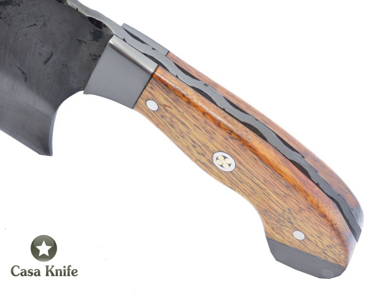 Montecristo Cutelo Brüt Forge para colecionador forjado em aço 1075. Empunhadura em Madeira Ariribá , 33 cm