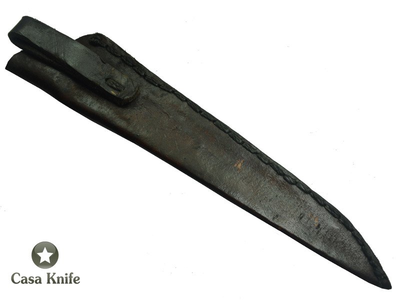 Montecristo Faca Cheff para colecionador forjada em aço damasco.Empunhadura em Mogno com Osso de Búfalo, 30 cm